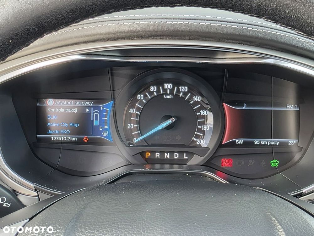 Ford Mondeo 2.0 Hybrid Vignale - 17