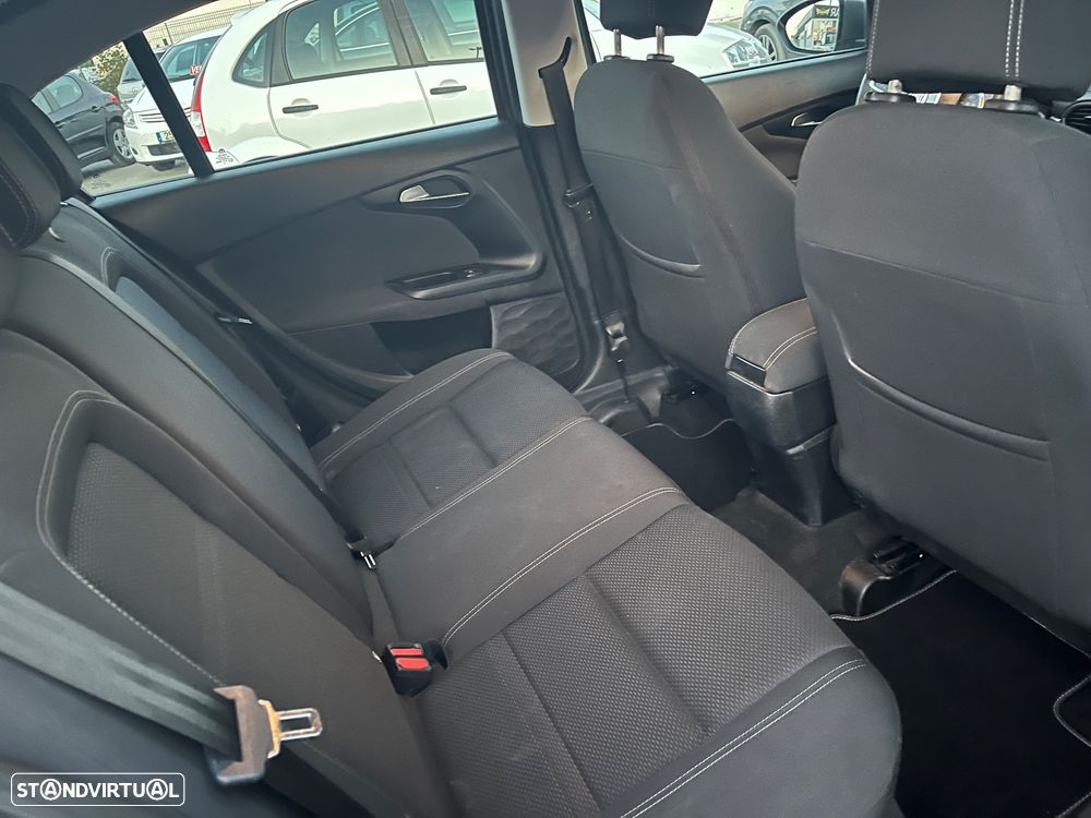 Fiat Tipo 1.3 M-Jet Lounge J17 - 13