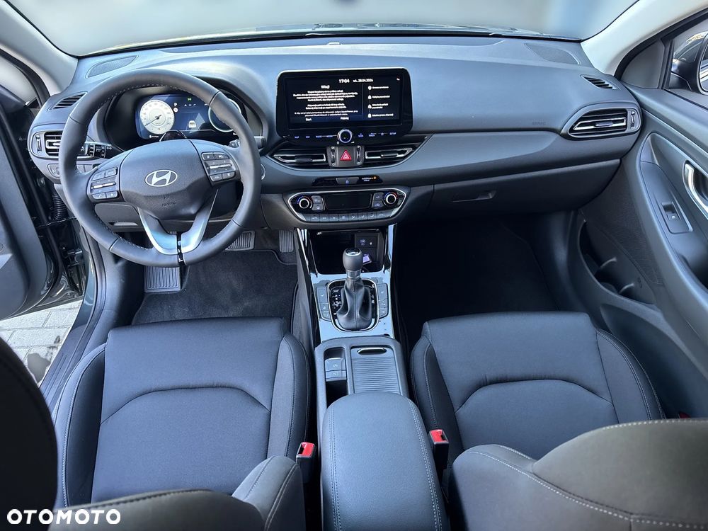 Hyundai i30 1.6 T-GDI Smart DCT - 14