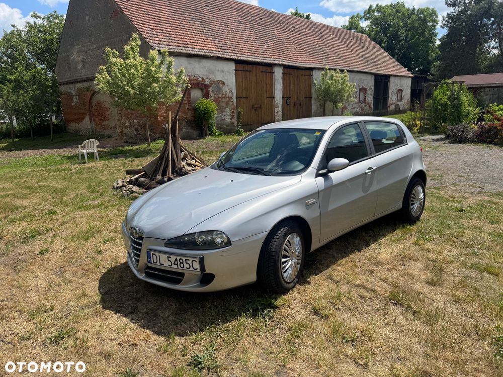 Alfa Romeo 147 1.6 Twin Spark 16V 120 - 1