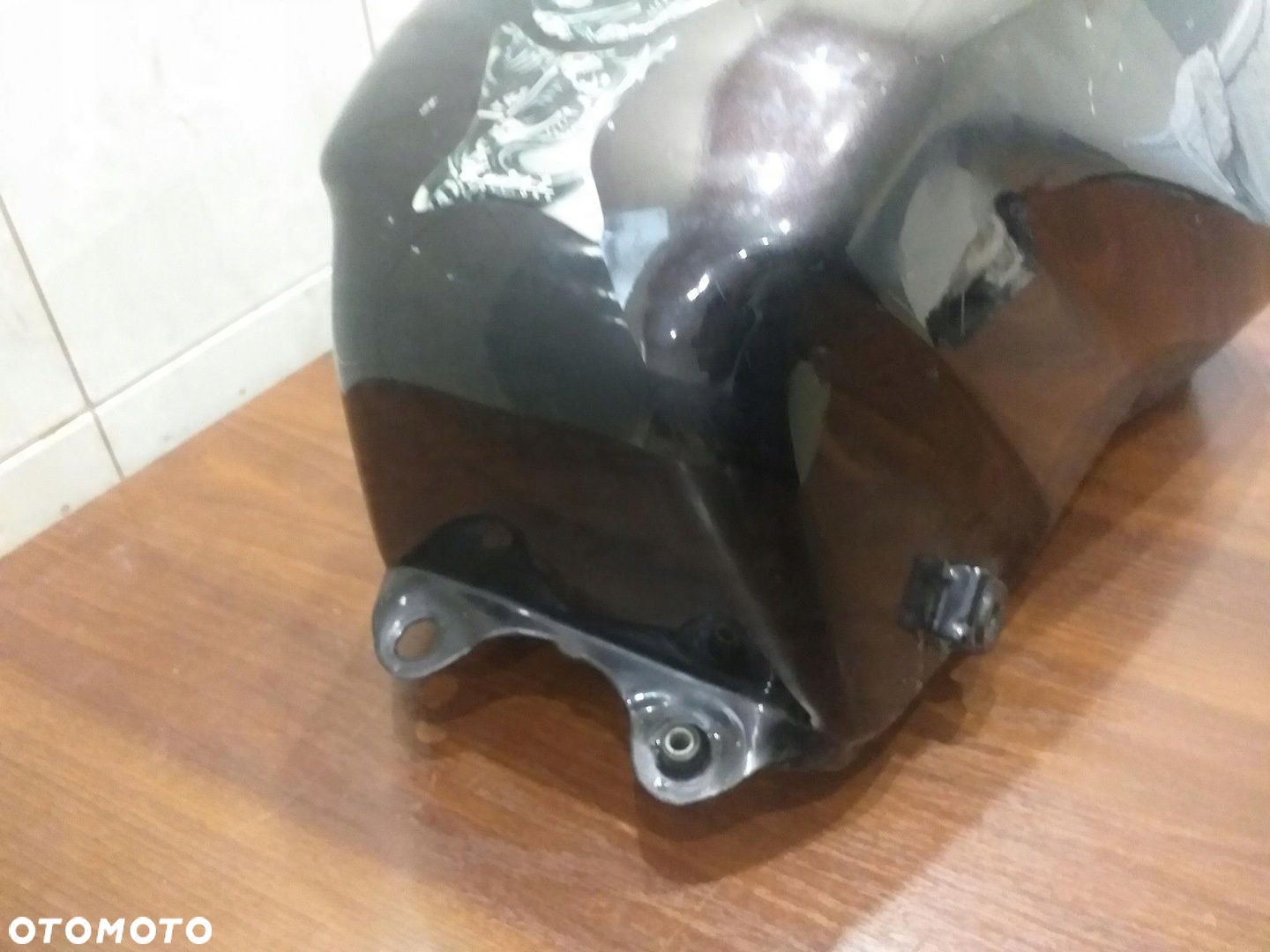 ZBIORNIK PALIWA BAK SUZUKI GS 650 - 8