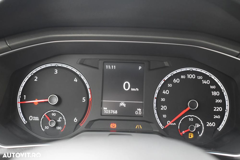 Volkswagen T-ROC 2.0 TDI DSG Design - 39