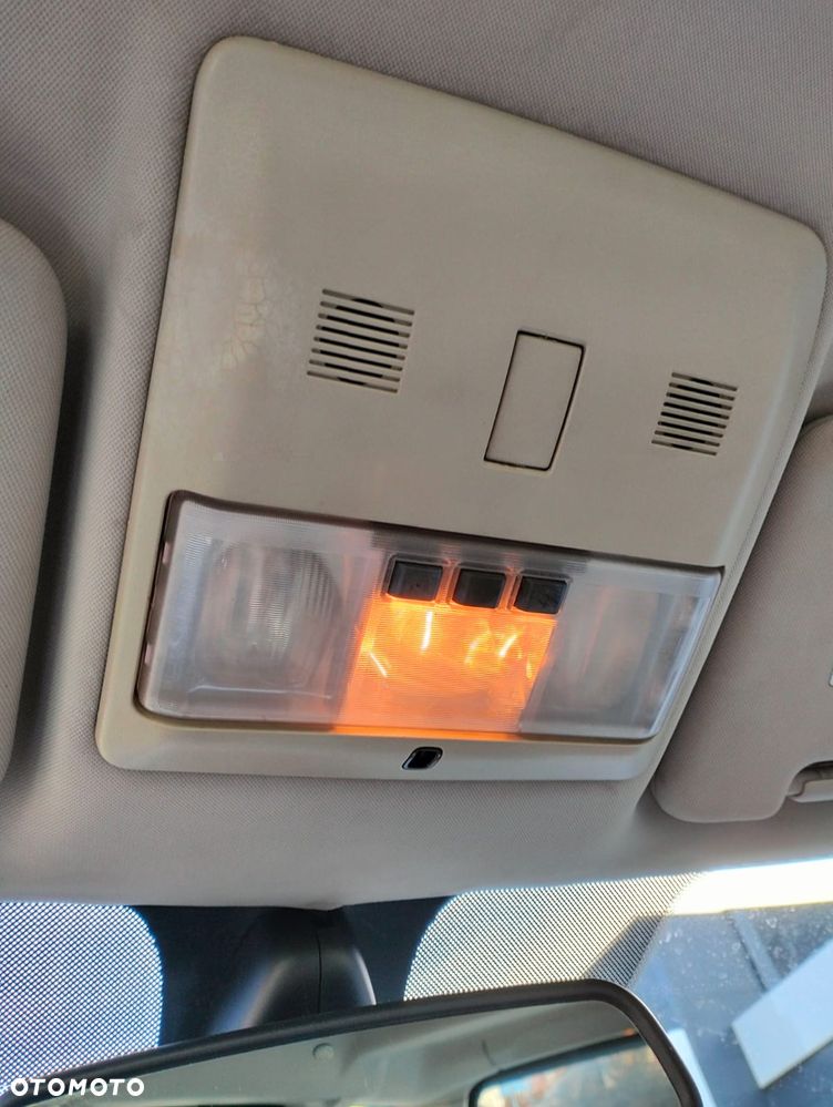 Land Rover Discovery 2.7D V6 HSE - 15