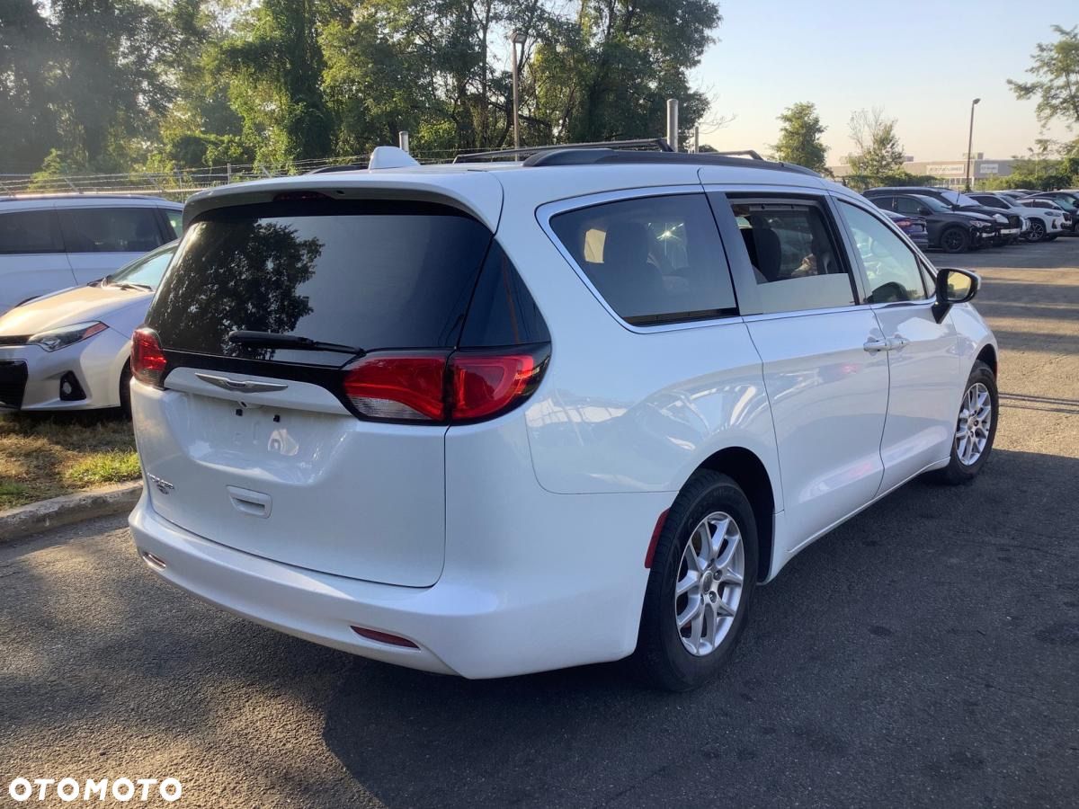 Chrysler Voyager - 1
