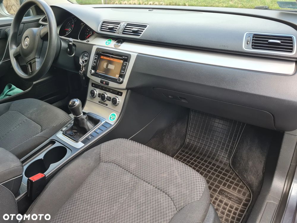 Volkswagen Passat 2.0 TDI Comfortline Optimum - 15