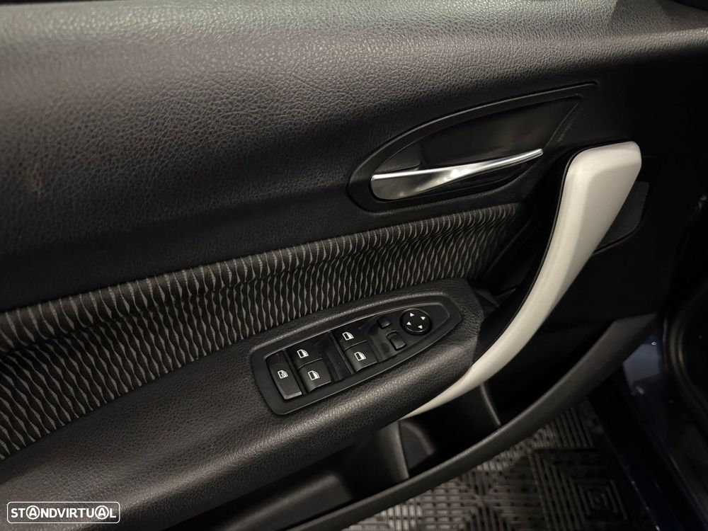 BMW 116 d Line Urban - 47