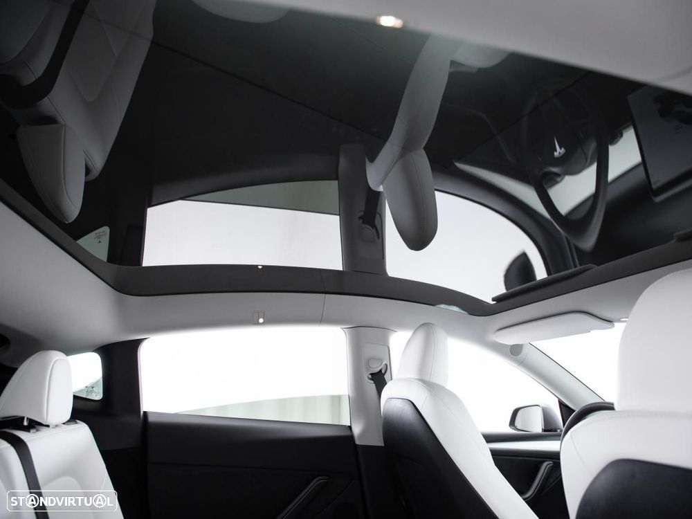Tesla Model Y Performance Tração Integral - 14