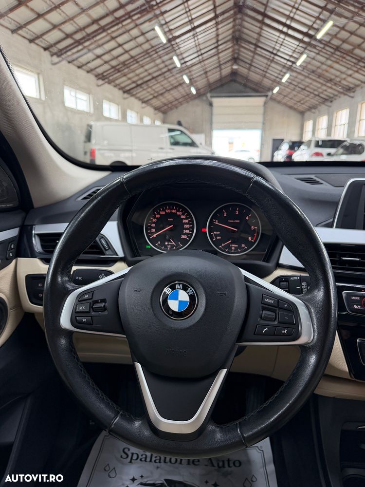 BMW X1 - 15