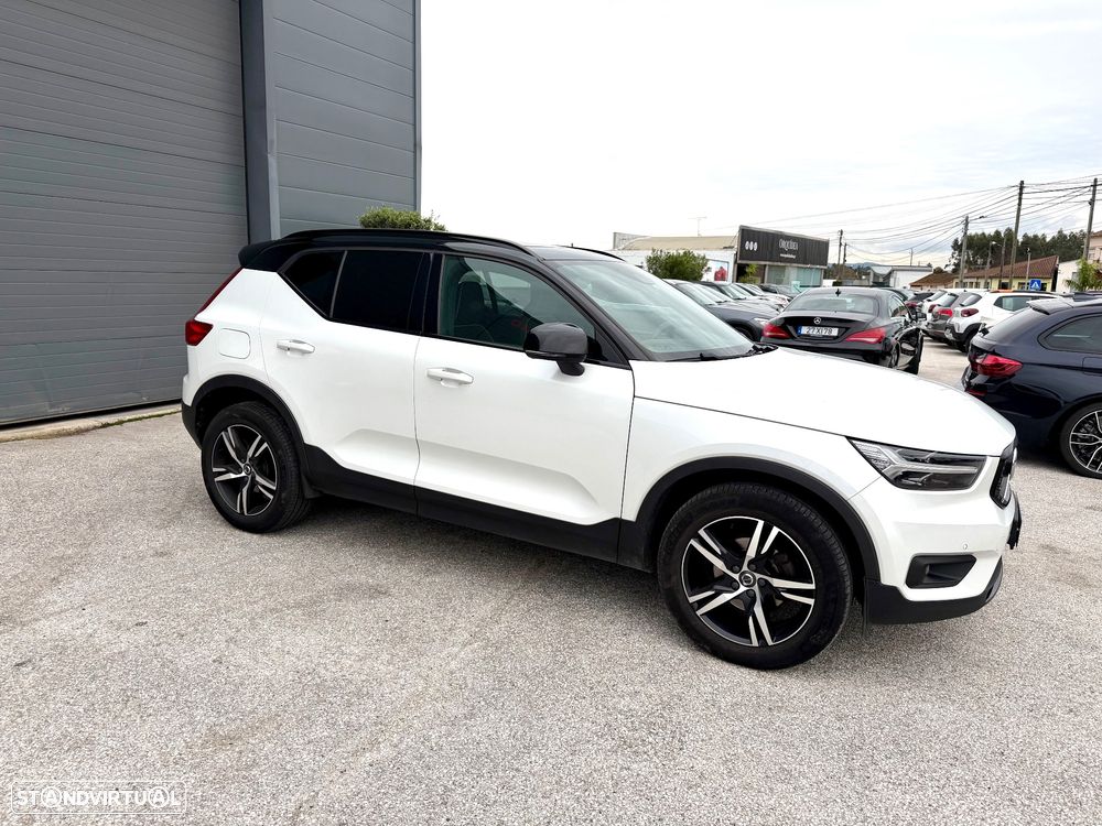 Volvo XC 40 2.0 D3 R-Design AWD Geartronic - 2