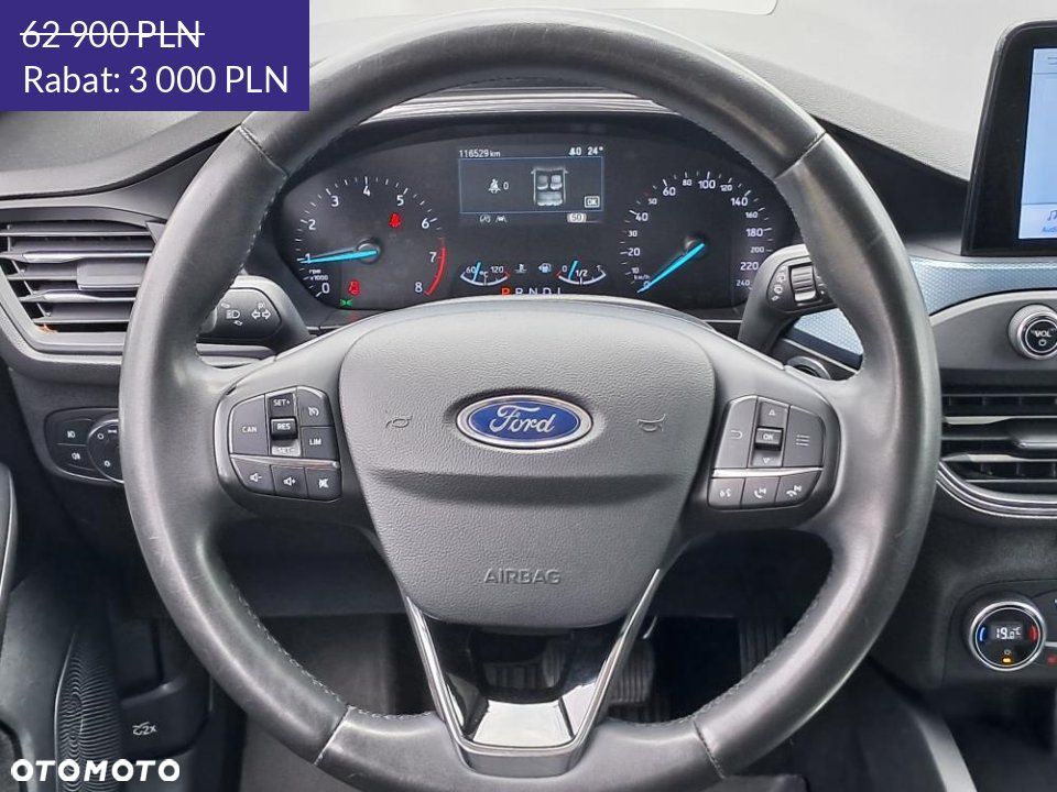 Ford Focus - 34