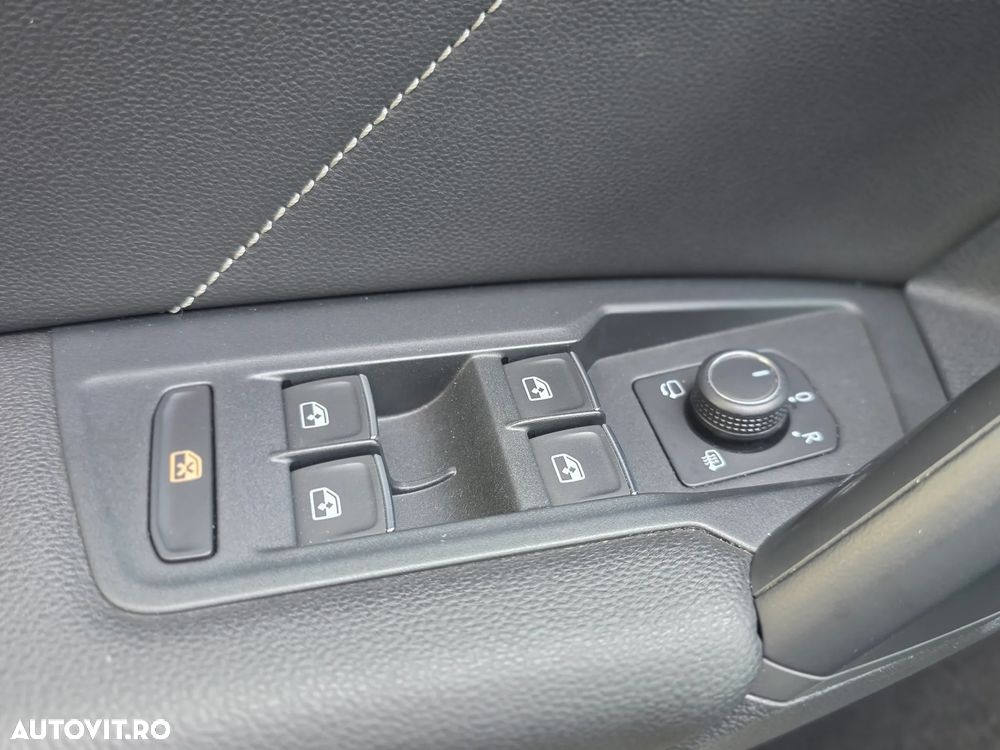 Volkswagen Tiguan 2.0 TDI 4Mot DSG R-Line - 10