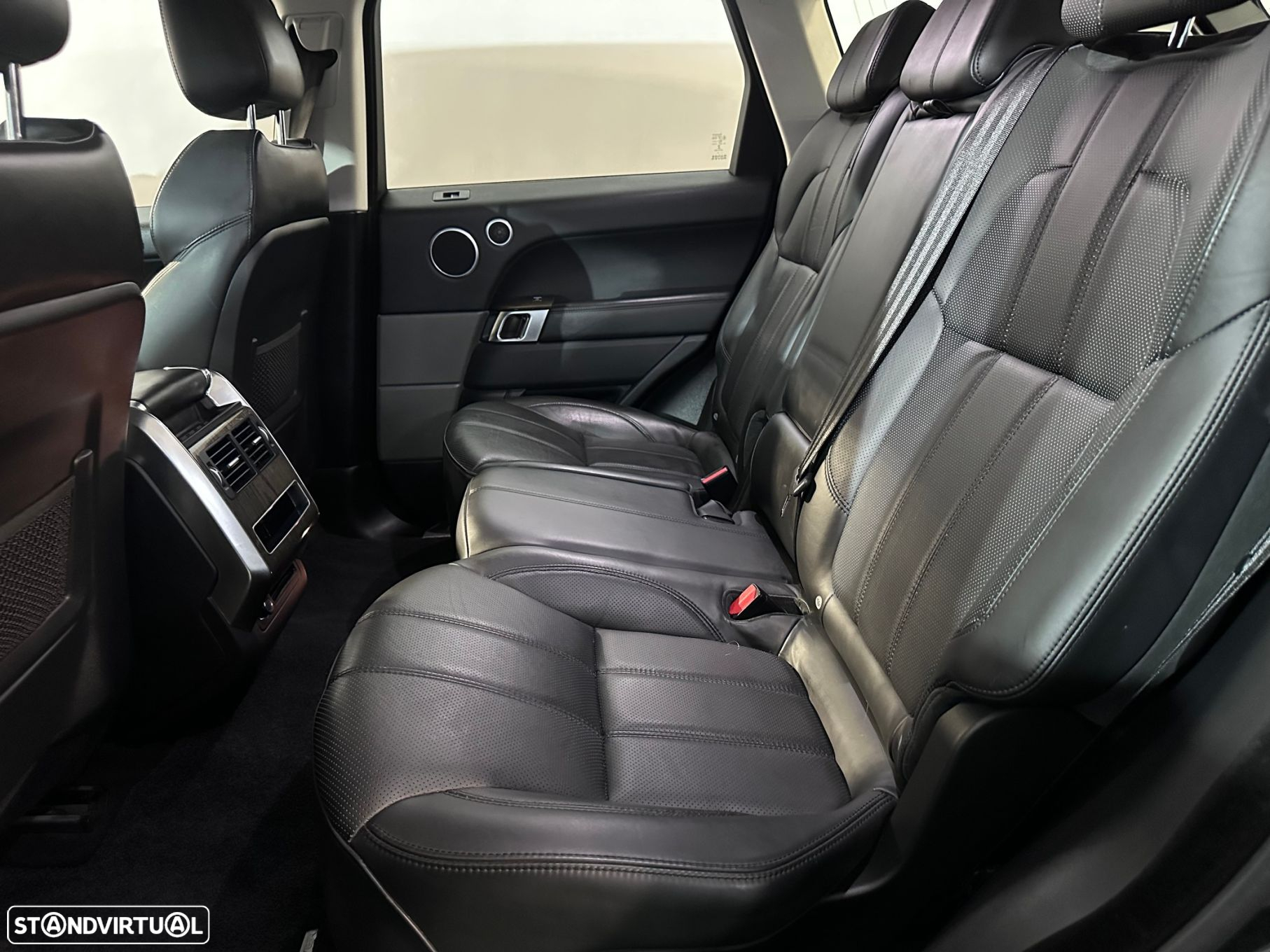 Land Rover Range Rover Sport 2.0 SD4 HSE - 14