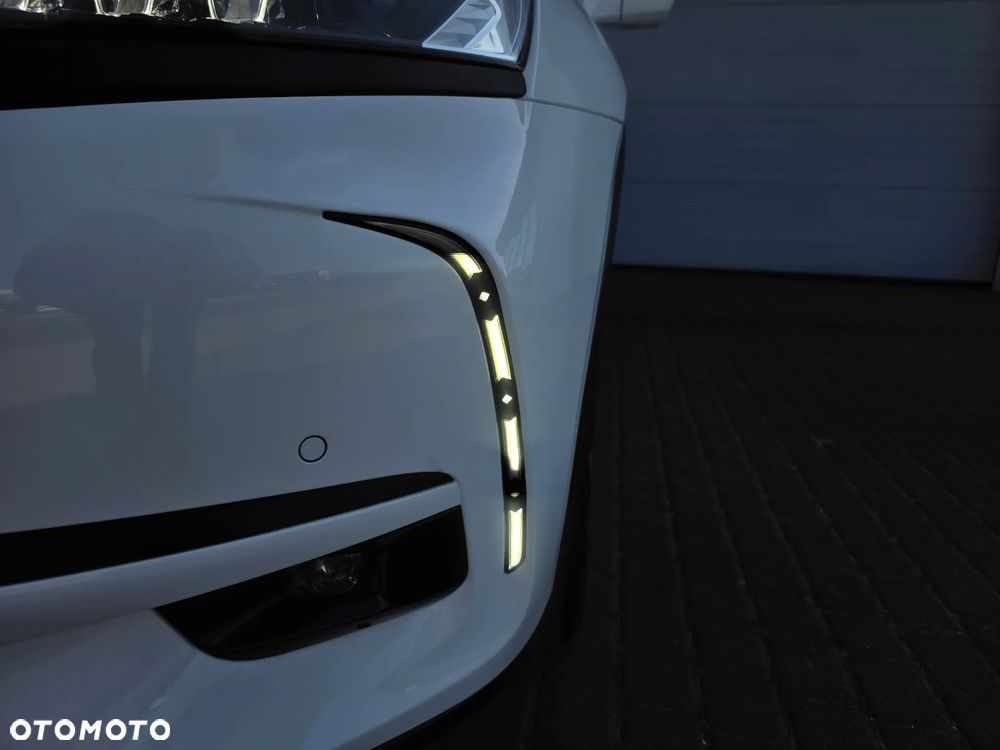 DS Automobiles DS 7 Crossback 1.6 E-Tense 4x4 Performance Line + - 34