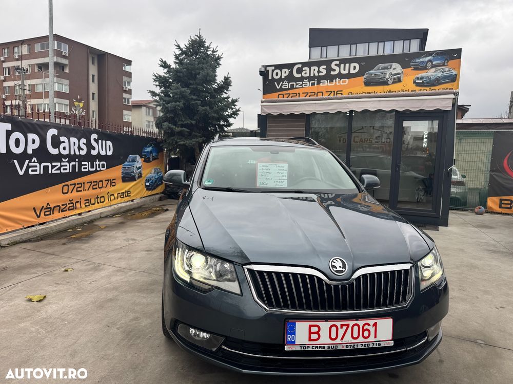 Skoda Superb 2.0 TDI Green tec DSG Elegance - 7
