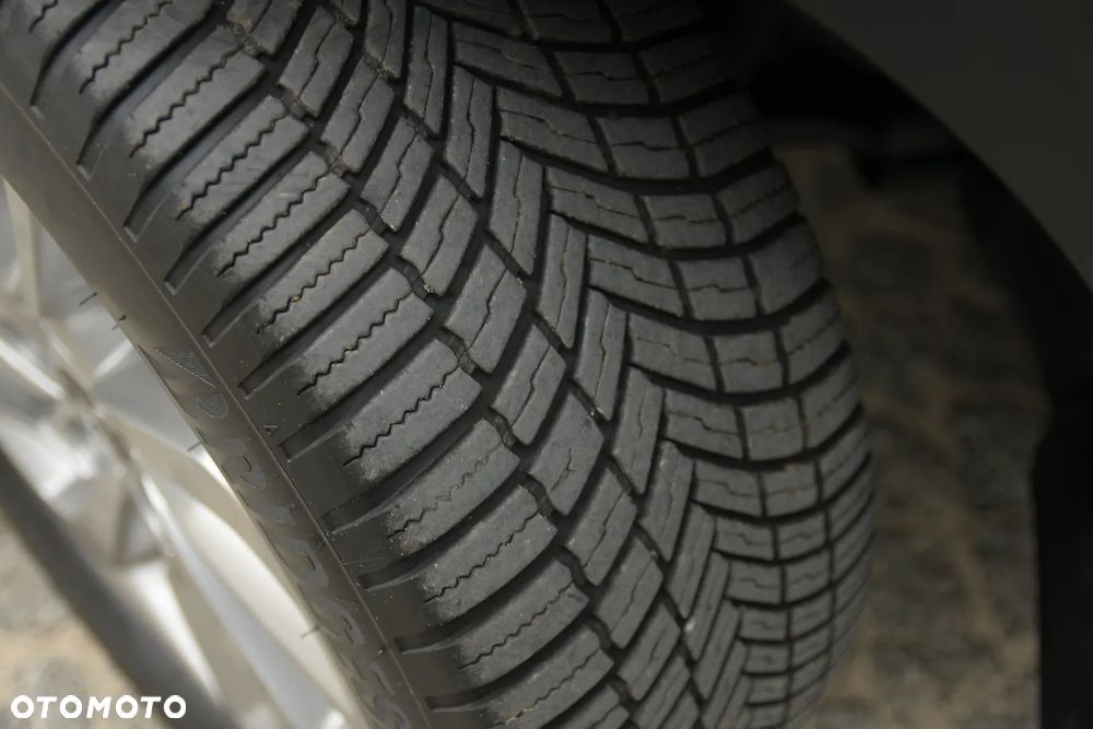 Hyundai Tucson 1.6 GDI BlueDrive Style 2WD - 36