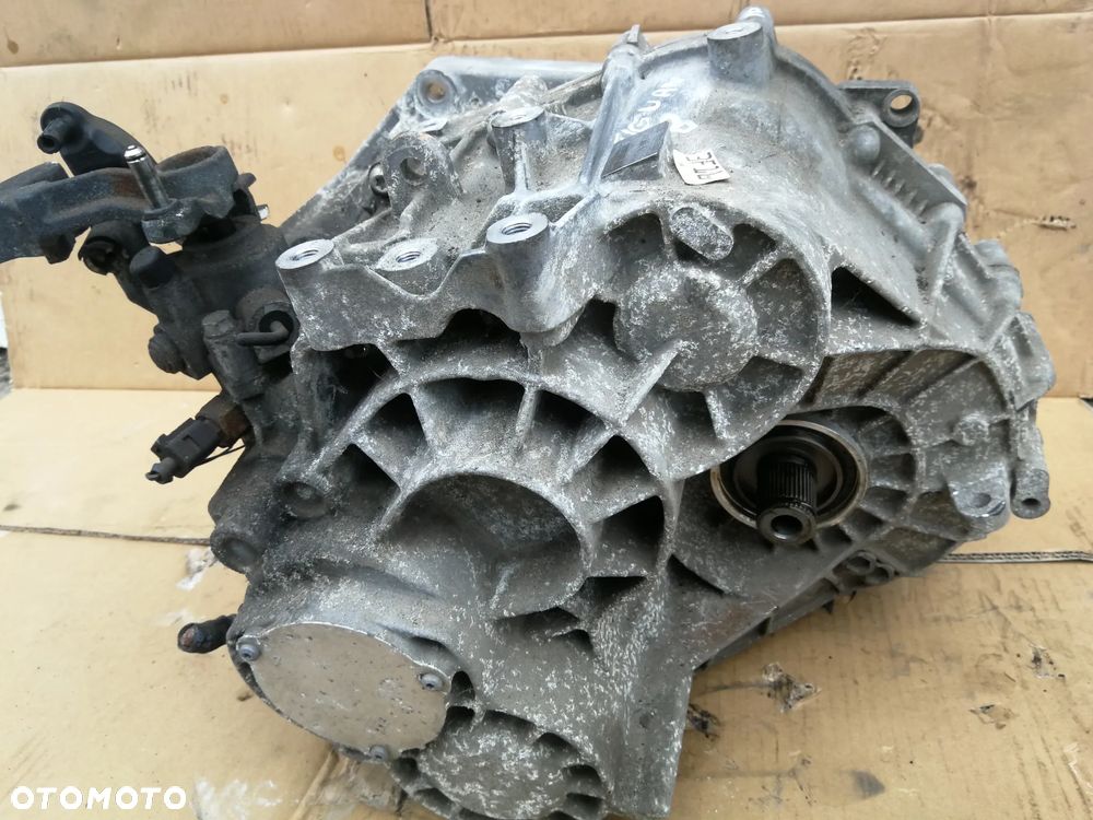 Tiguan 5N0 Skrzynia biegów LMU 2.0 tdi  4X4 - 4