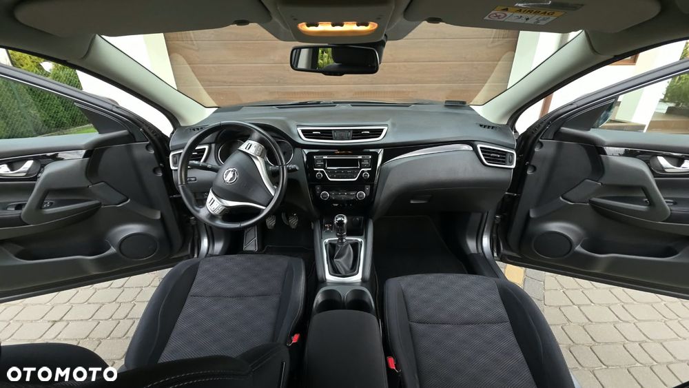 Nissan Qashqai 1.2 DIG-T Acenta EU6 - 26