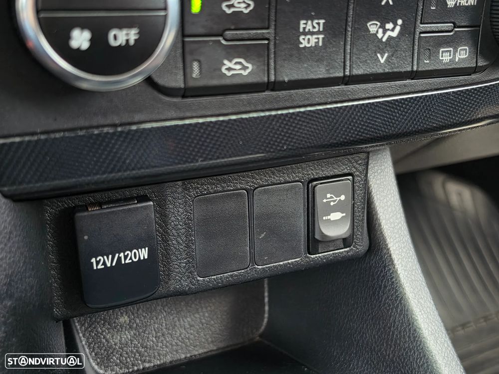 Toyota Auris 1.4 D-4D Comfort - 17