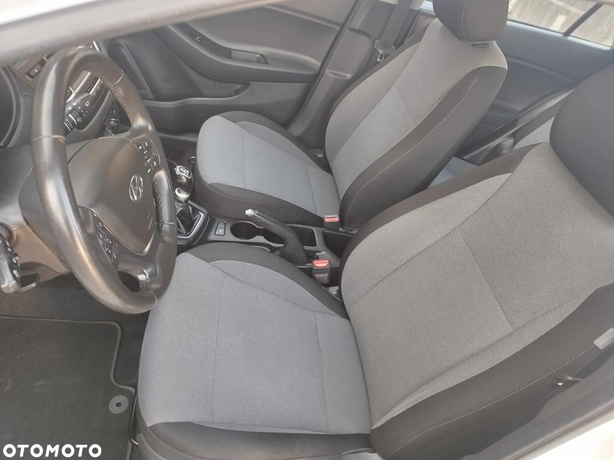 Hyundai i20 1.25 Comfort - 23