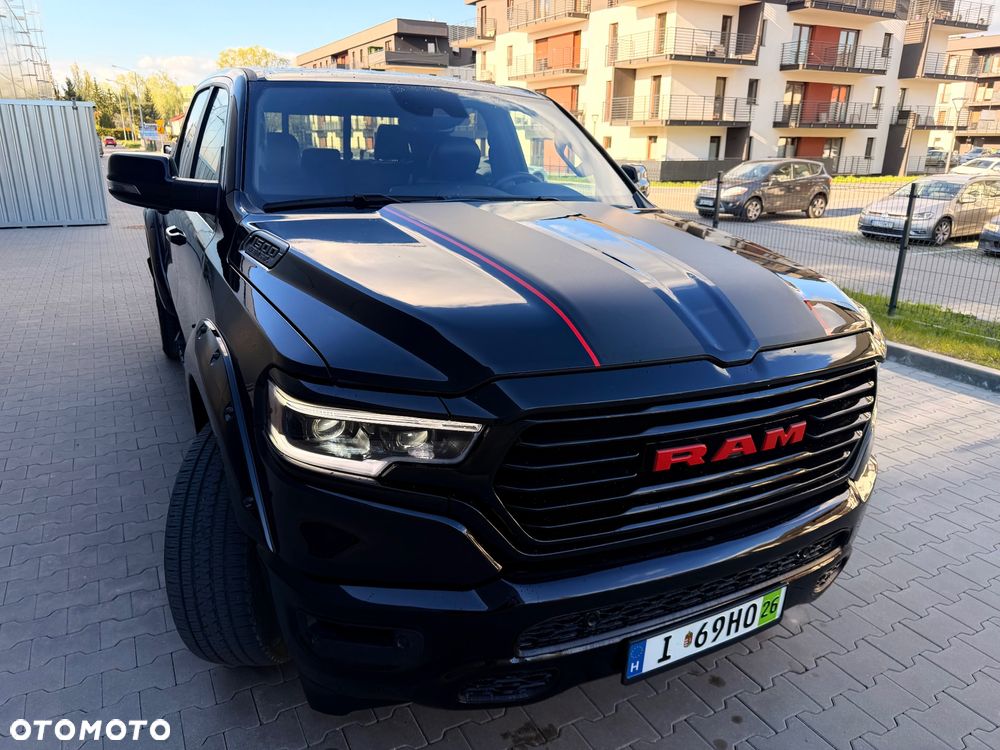 RAM 1500 Crew Cab Sport - 18