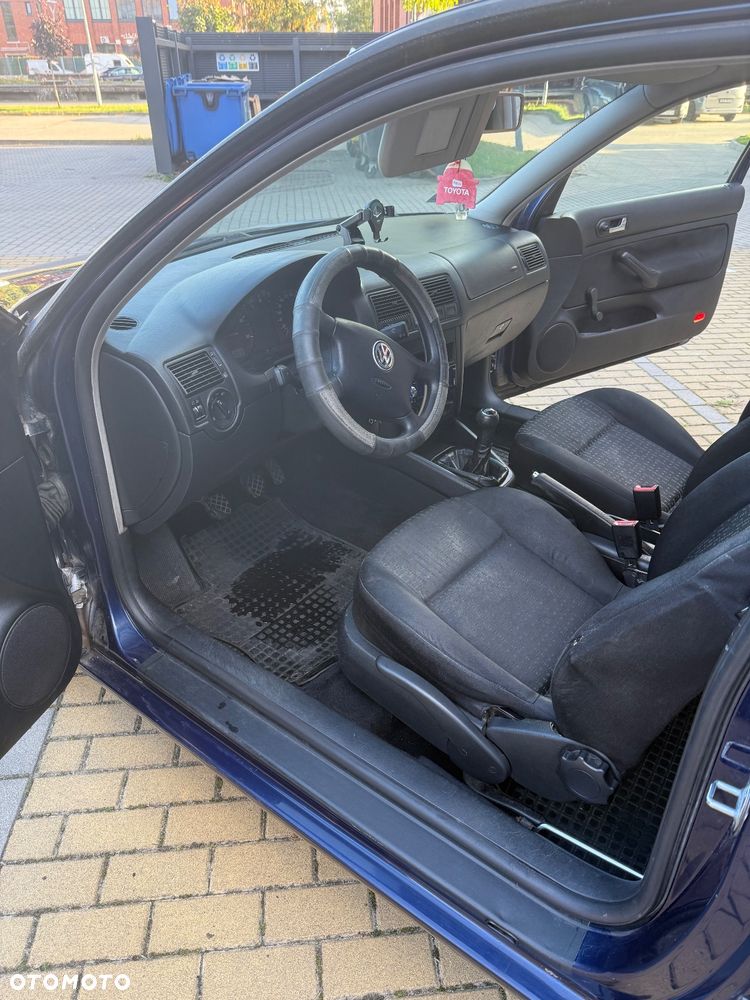 Volkswagen Golf 1.9 TDI Q - 21