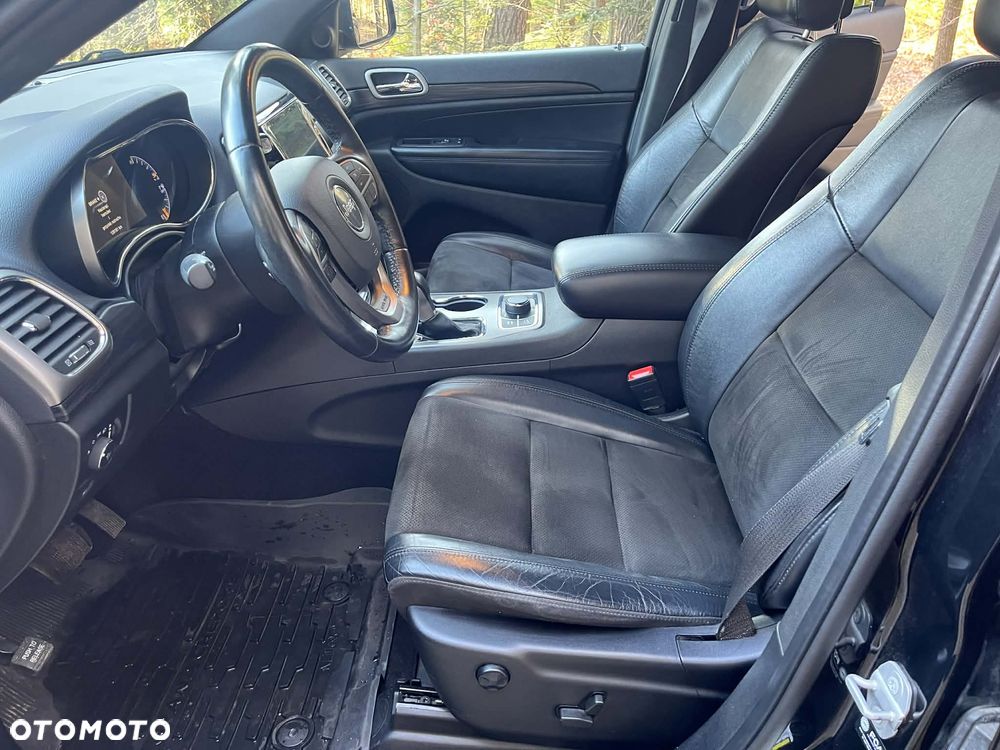 Jeep Grand Cherokee - 10