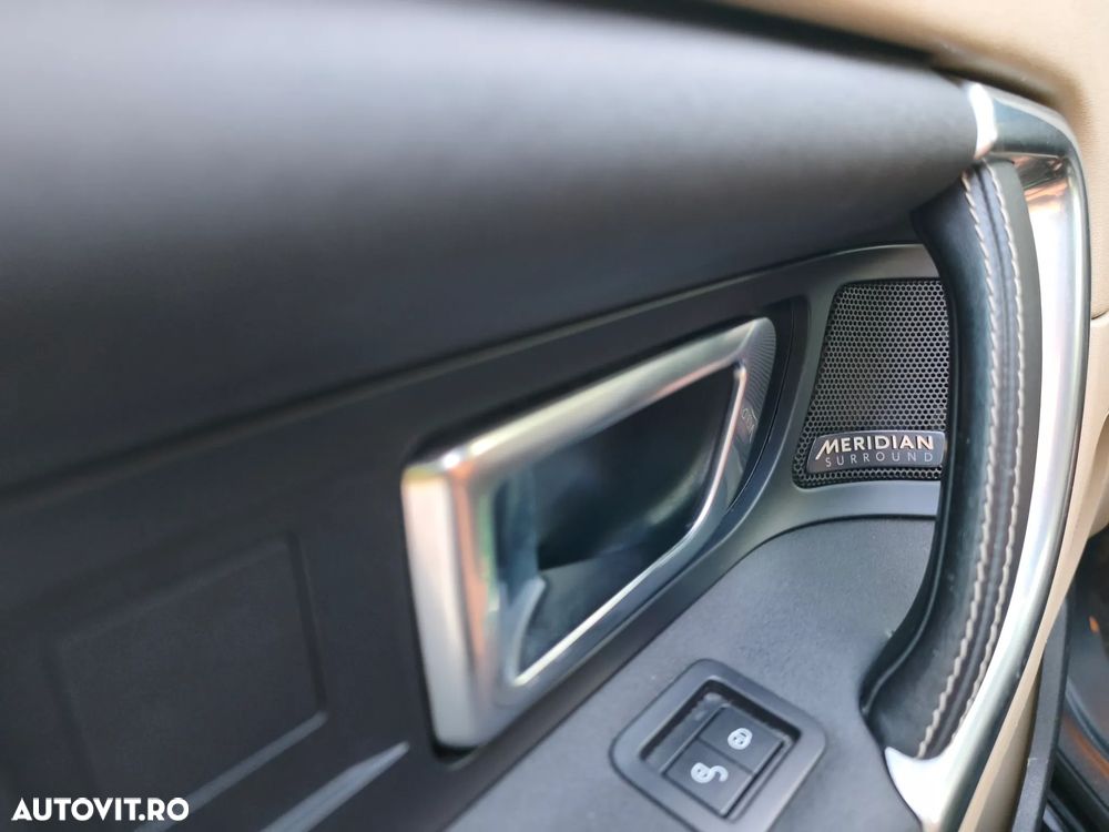 Land Rover Discovery Sport - 13