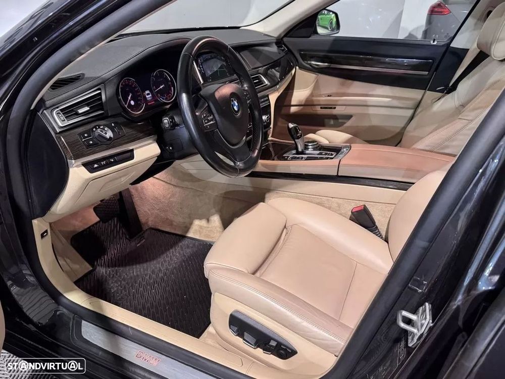 BMW 740 d — fotografia 46