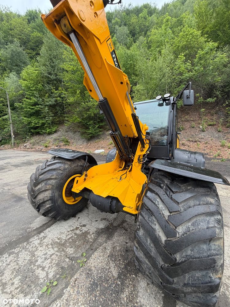 JCB TM 310S - 10