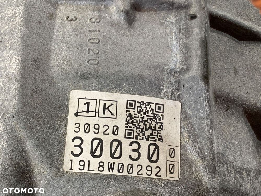 SKRZYNIA BIEGÓW  LEXUS IS III (_E3_) 2013 - 2022 300h (AVE30_) 133 kW [181 KM] Hybryda silnik - 8