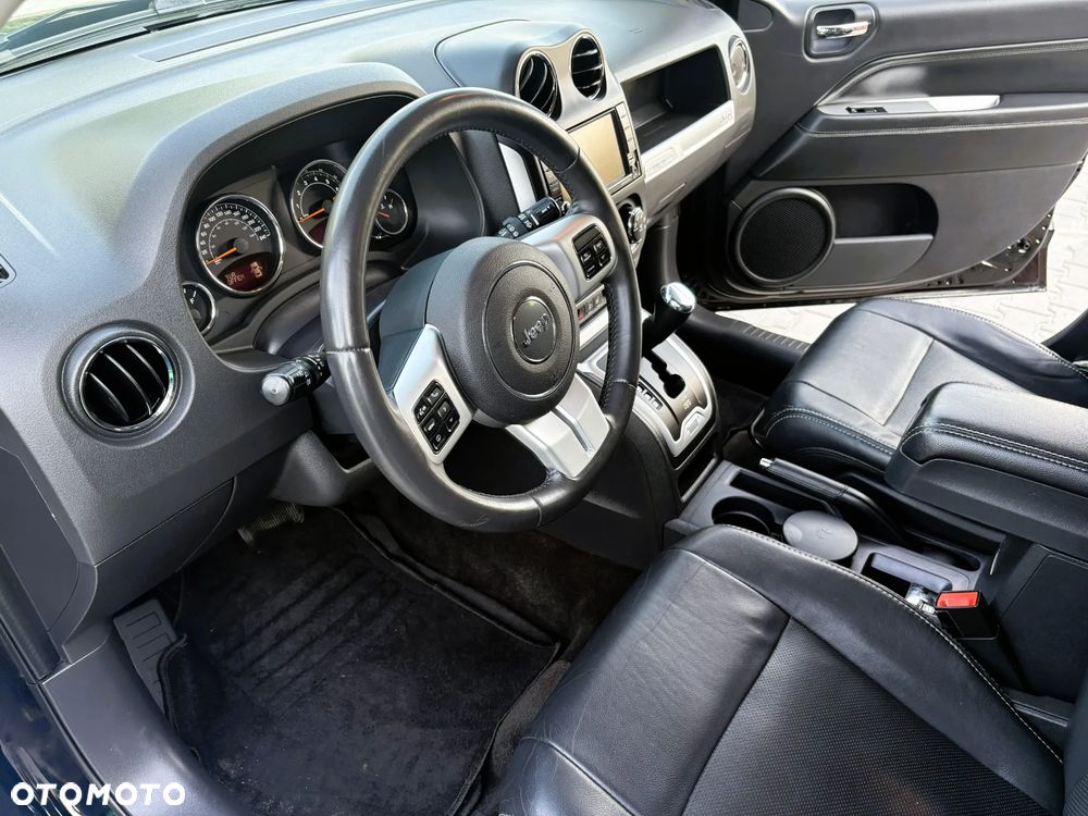 Jeep Compass - 22