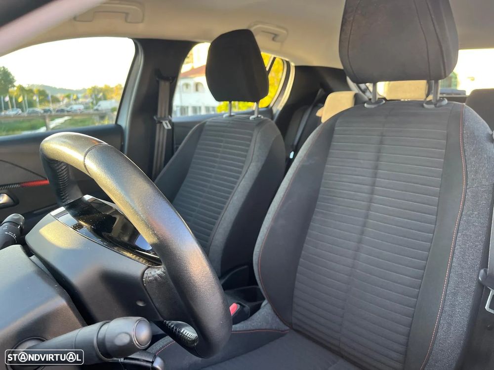 Peugeot 208 1.2 PureTech Active - 6