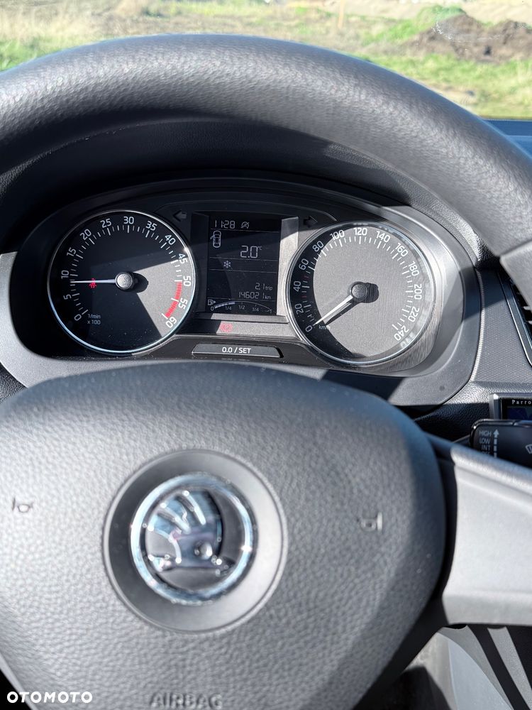 Skoda RAPID 1.6 TDI DPF Active - 8