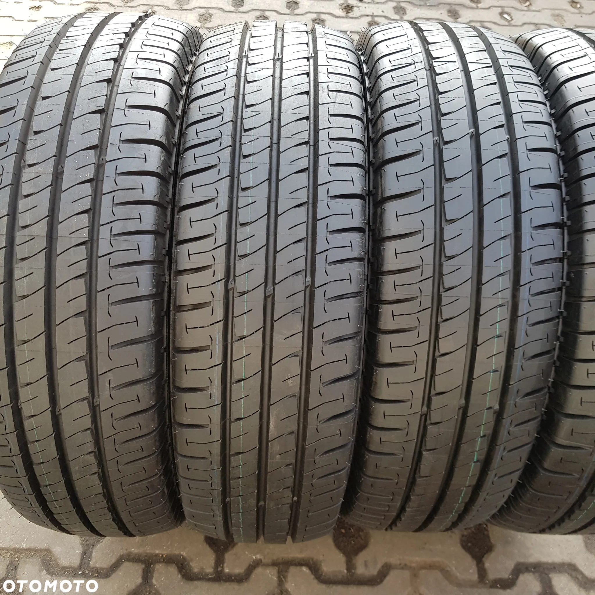 4x 215/70R15C Michelin Agilis Komplet opon letnich Poznań - 2