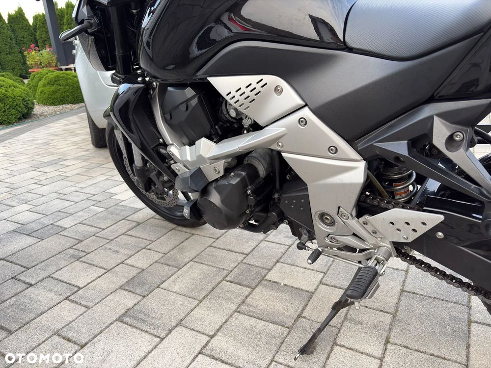 Kawasaki ZR - 10