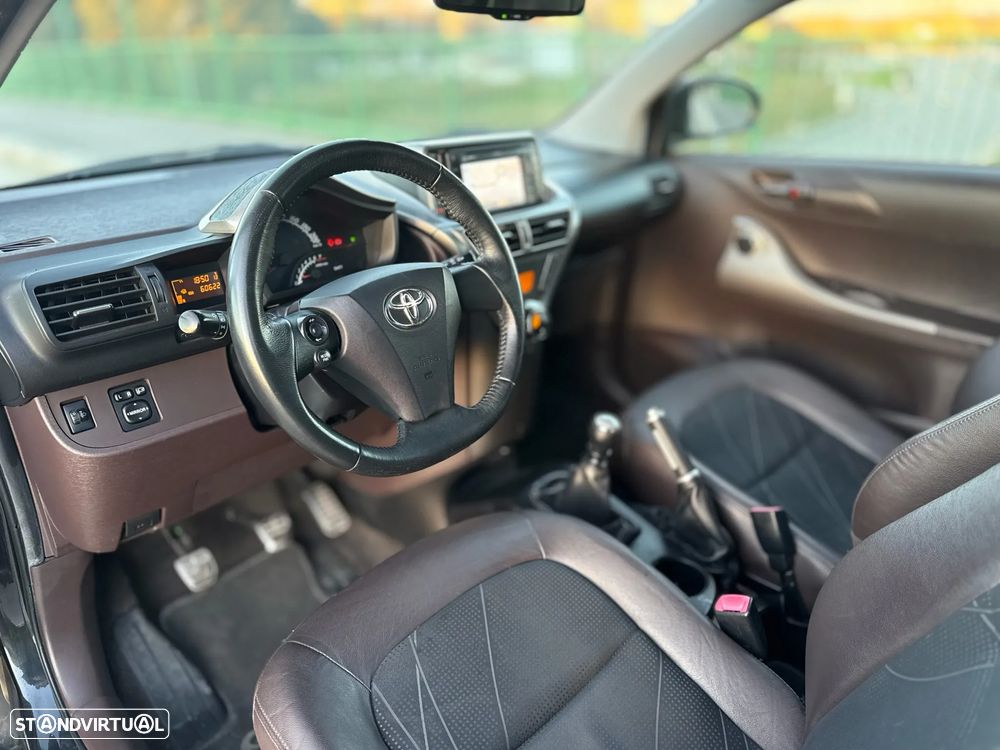 Toyota iQ 1.33 VVT-i 2 NAVI+Bluetooth - 6