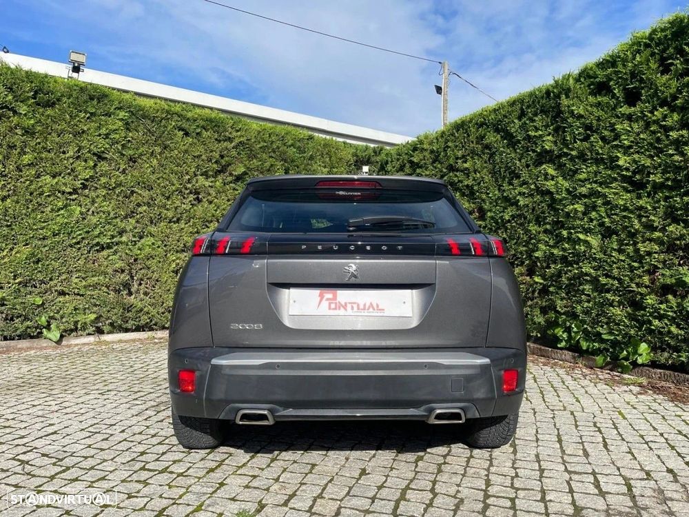Peugeot 2008 1.2 PureTech Active Pack EAT8 - 16