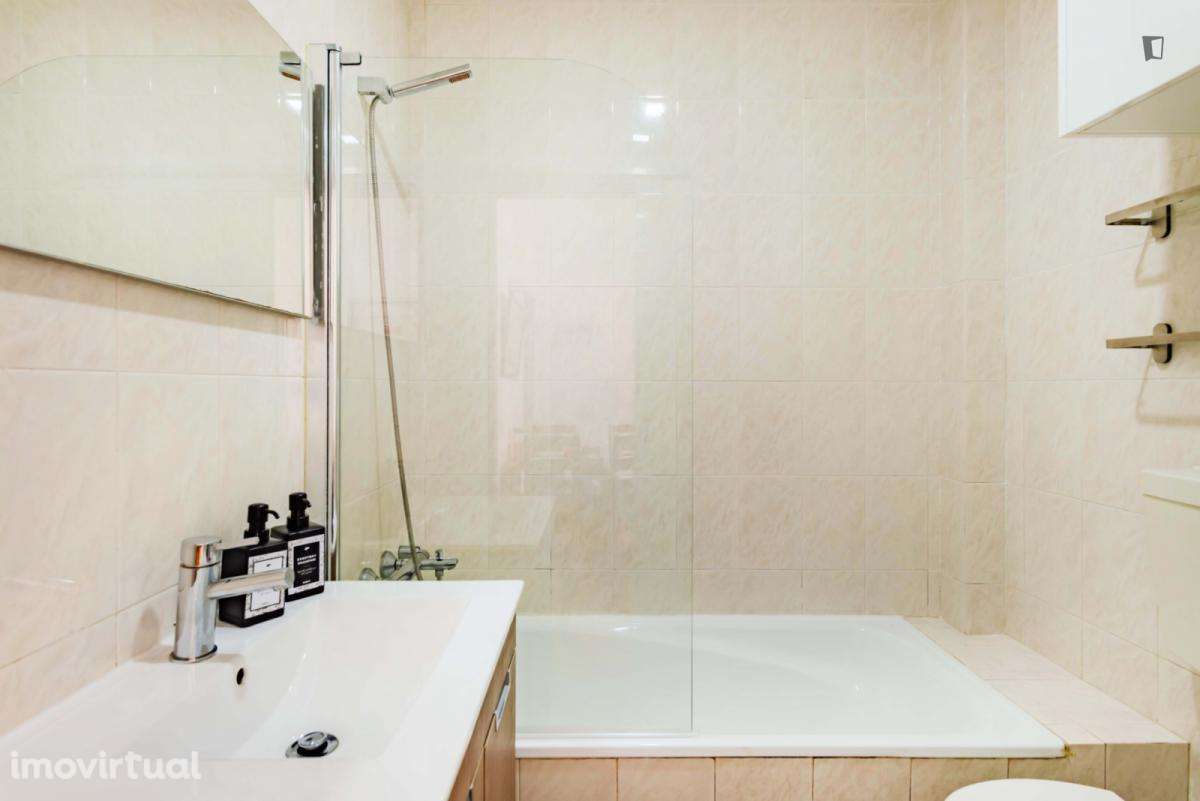 Apartamento com 2 quartos - localizado em Arroios Lisbon - Grande imagem: 2/33