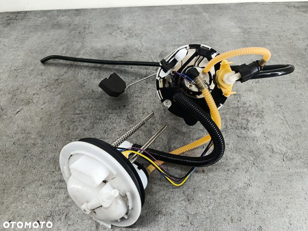 POMPA PALIWA VW PASSAT B6 1009190111 MEYLE 1.8 TSI - 8