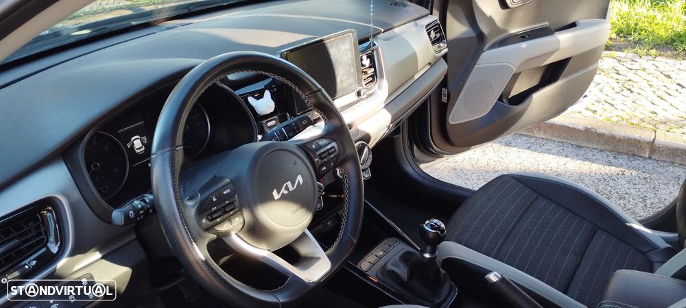 Kia Stonic 1.2 Move - 9