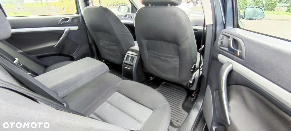 Skoda Octavia - 14