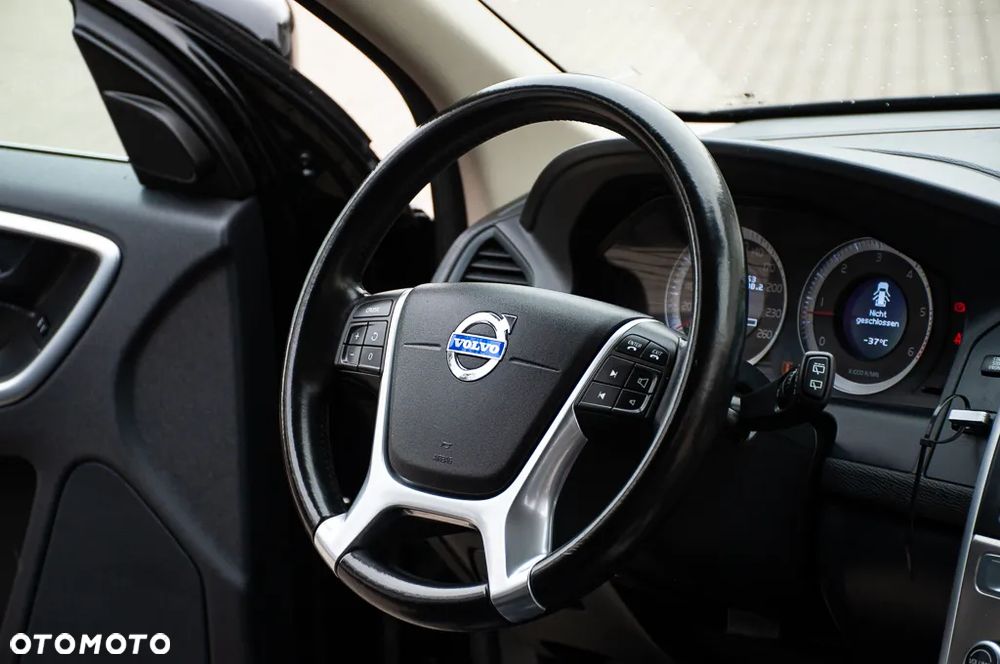 Volvo XC 60 2.4D Summum - 32