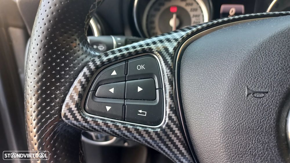 Mercedes-Benz CLA 200 d 7G-DCT Urban — fotografia 10