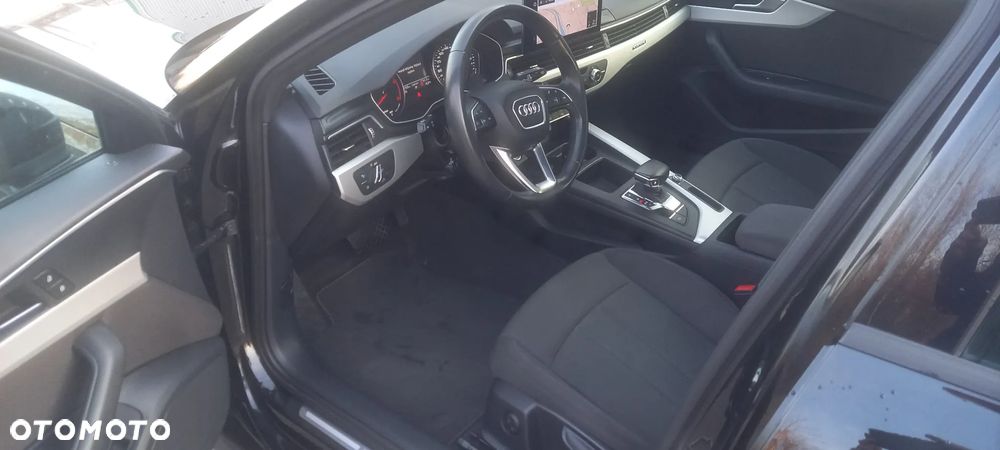 Audi A4 Allroad - 12