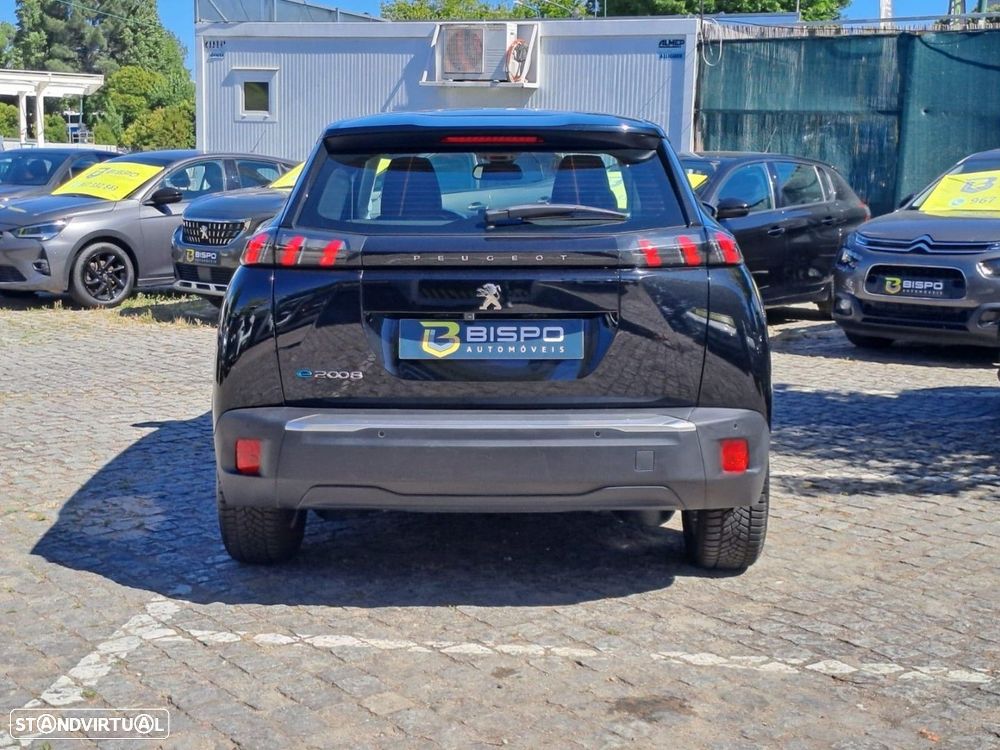 Peugeot e-2008 50 kWh Active - 10