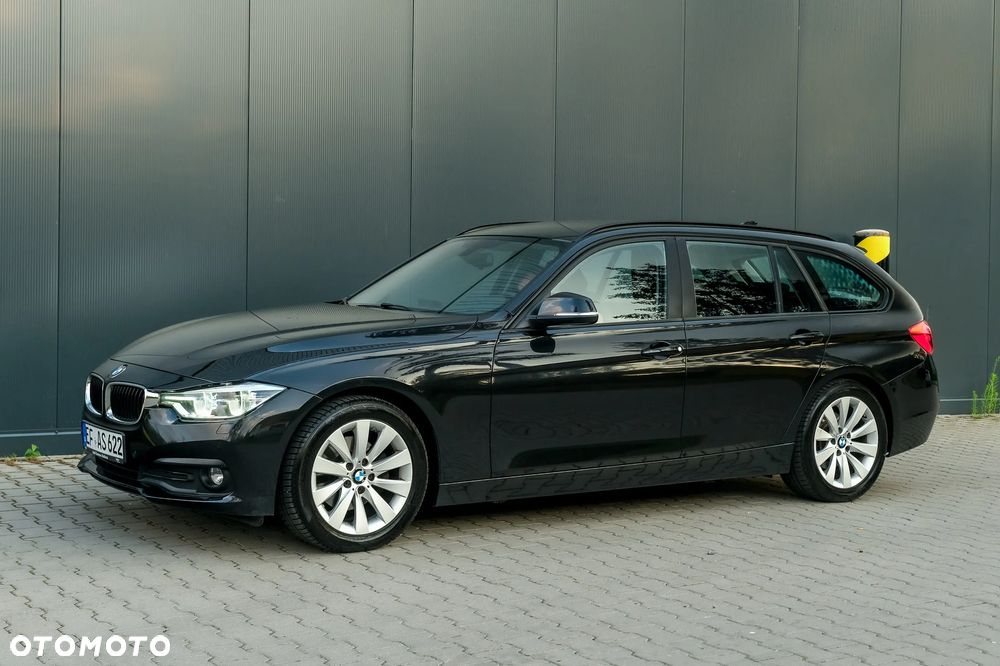 BMW Seria 3 320d Sport Line - 7