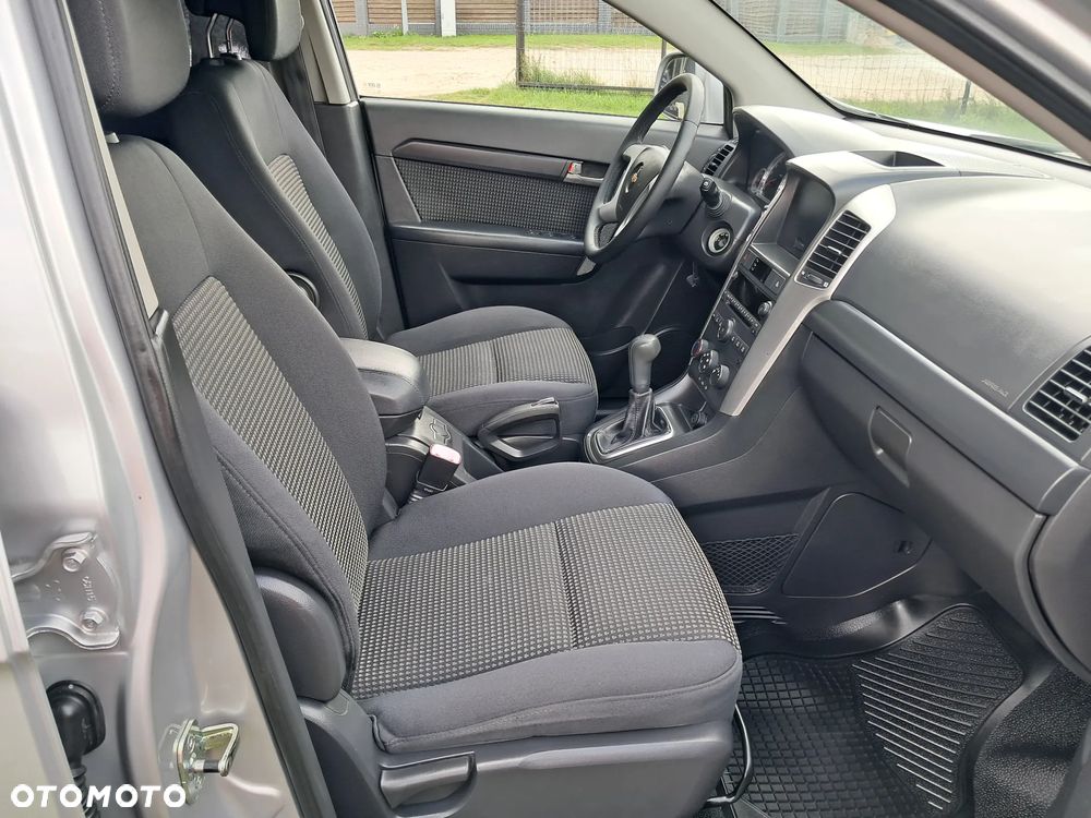 Chevrolet Captiva 2.4 2WD 5 Sitzer LS - 18