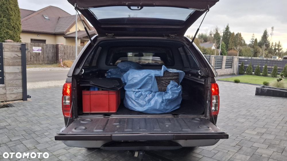 Nissan Navara 2.5 D LE Limited - 12