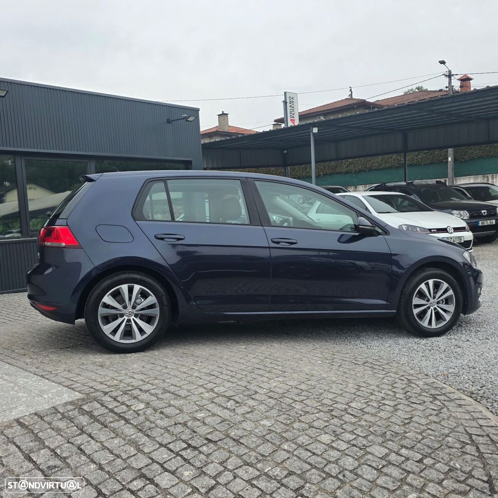 VW Golf 1.6 TDi Confortline - 13