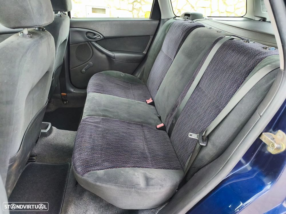 Ford Focus SW 1.8 TDdi Ghia - 7